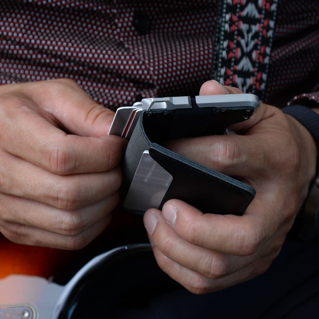 Dango Dapper D01 BioFold Wallet - CaseMotions