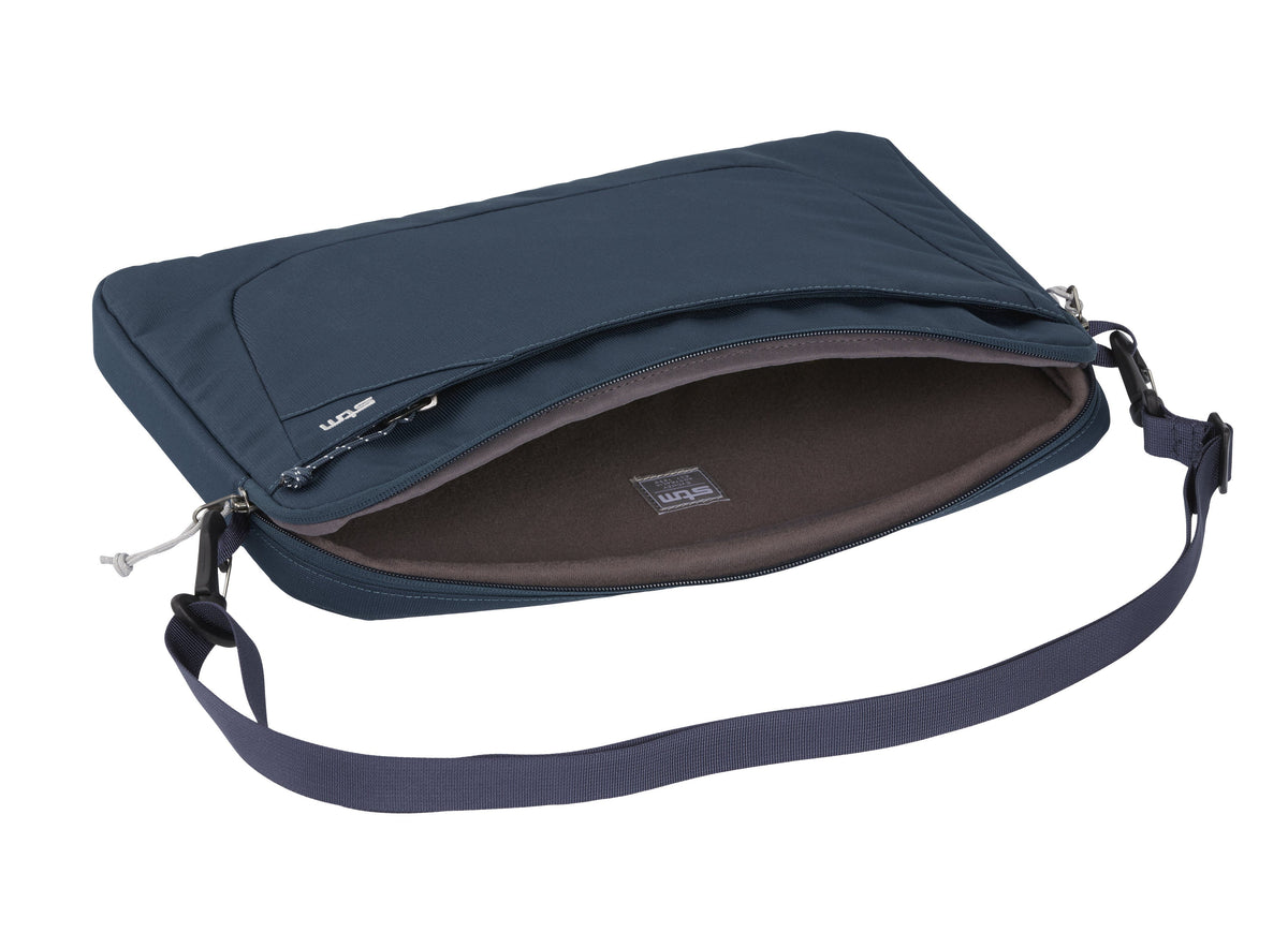 Stm blazer shop 13 laptop sleeve